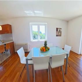 9 Bedroom Villa with Pool and Sea Views in Cavtat, sleeps 18